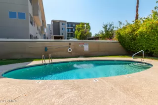 Photo #5: 6259218 Listing 