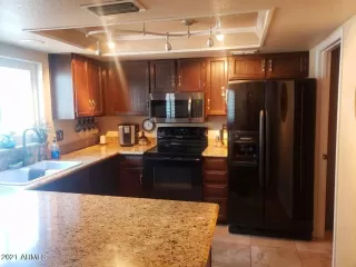 Photo #2: 6259230 Listing