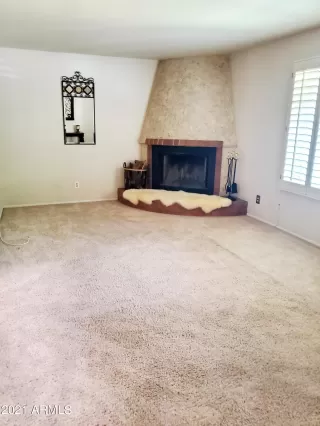 Photo #5: 6259230 Listing