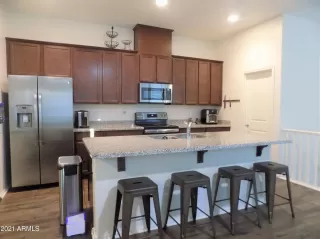 Photo #3: 6259231 Listing