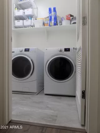 Photo #5: 6259231 Listing