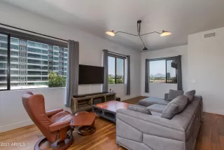 Photo #5: 6259349 Listing 