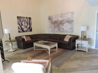 Photo #3: 6259401 Listing