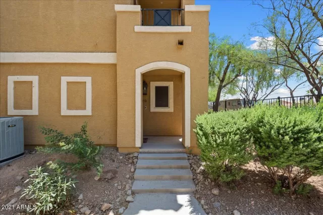 MLS: 6259473 Condo For Sale