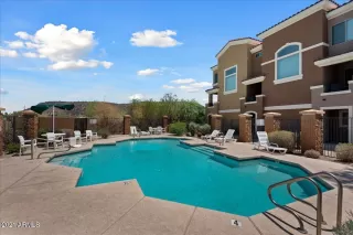 Photo #3: 6259473 Listing