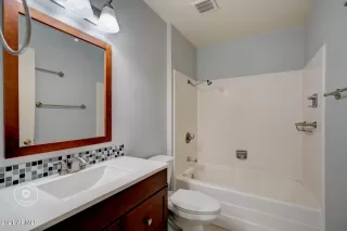 Photo #5: 6259495 Listing