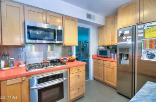 Photo #2: 6259597 Listing