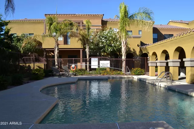 MLS: 6259610 Condo For Sale