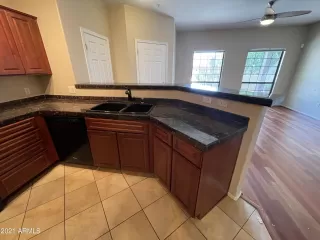 Photo #4: 6259610 Listing