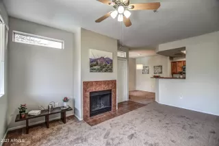 Photo #6: 6259820 Listing