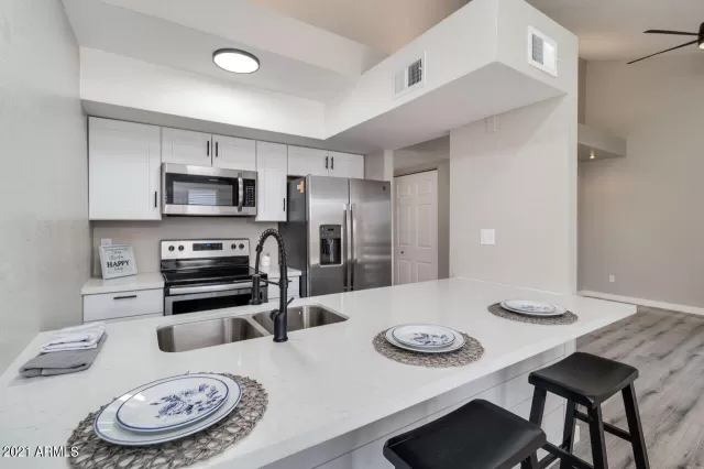MLS: 6259830 Condo For Sale