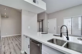 Photo #1: 6259830 Listing 