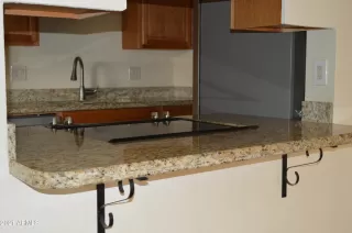 Photo #3: 6259980 Listing