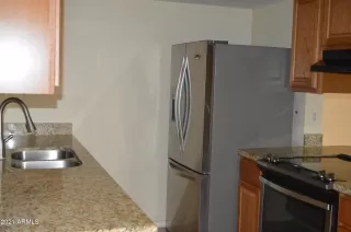 Photo #4: 6259980 Listing