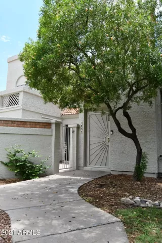 Photo #1: 6260028 Listing 