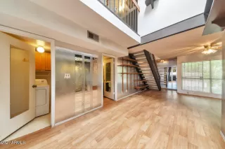 Photo #4: 6260037 Listing