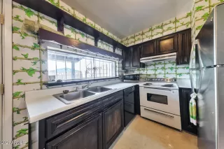 Photo #5: 6260037 Listing