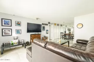 Photo #3: 6260091 Listing