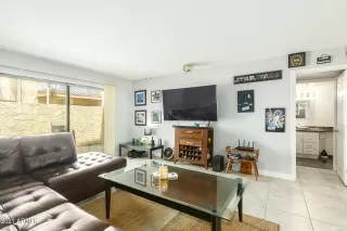 Photo #6: 6260091 Listing