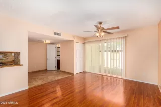 Photo #3: 6260116 Listing