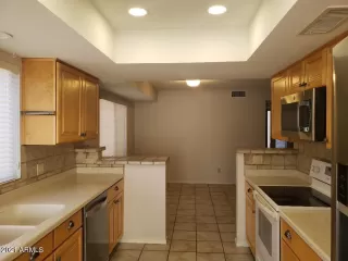 Photo #2: 6260257 Listing 