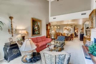 Photo #6: 6260276 Listing 