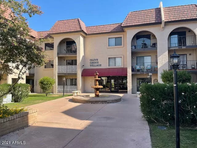 MLS: 6260330 Condo For Sale