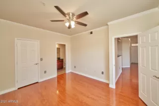 Photo #4: 6260367 Listing