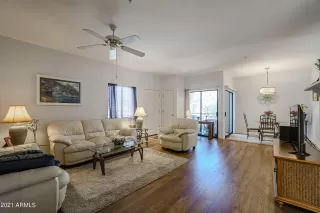 Photo #3: 6260891 Listing