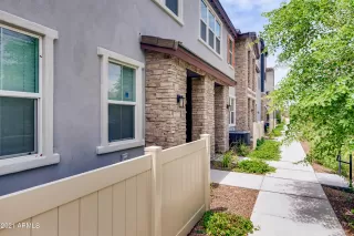 Photo #2: 6260896 Listing