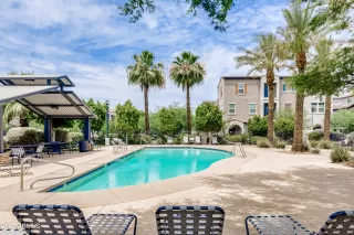 Photo #5: 6260896 Listing