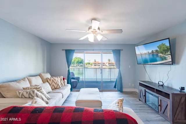 MLS: 6260918 Condo For Sale