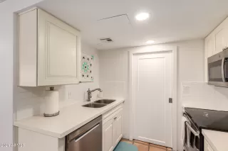 Photo #6: 6261134 Listing