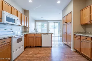 Photo #5: 6261269 Listing 