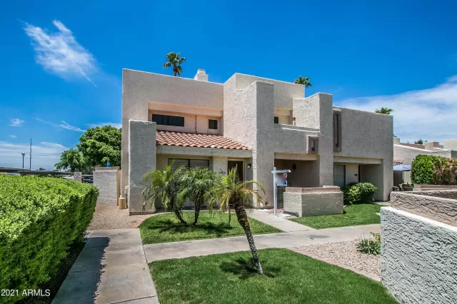 MLS: 6261371 Condo For Sale