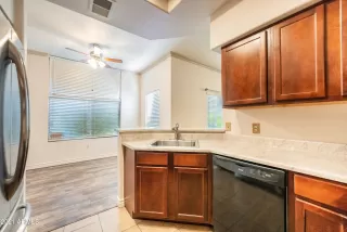 Photo #5: 6261417 Listing 