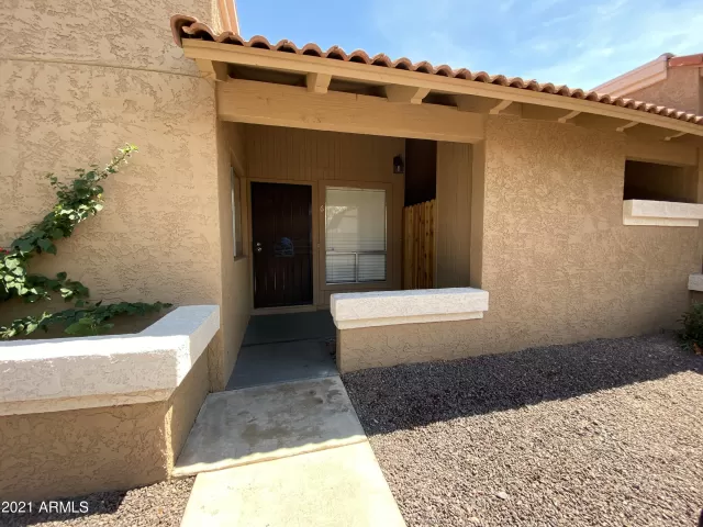 MLS: 6261453 Condo For Sale