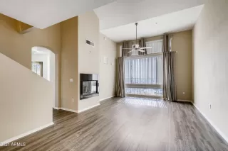 Photo #5: 6261879 Listing