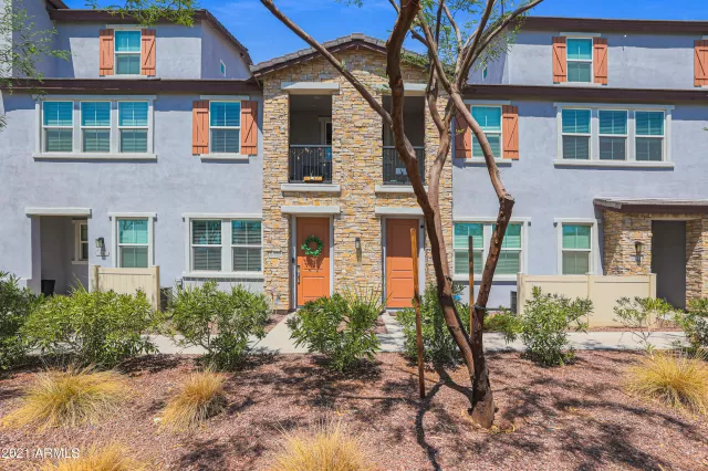 MLS: 6261926 Condo For Sale