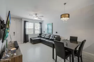 Photo #4: 6261926 Listing