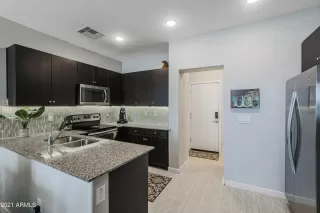 Photo #6: 6261926 Listing