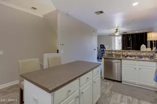 Photo #4: 6261935 Listing