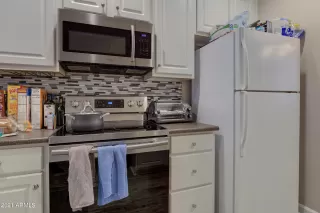 Photo #5: 6261935 Listing