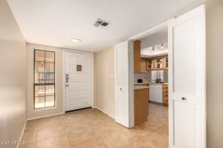 Photo #2: 6261946 Listing