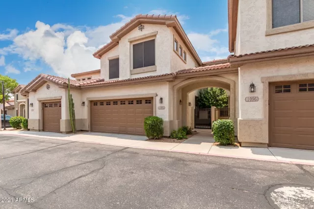 MLS: 6261954 Condo For Sale