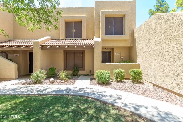 MLS: 6261985 Condo For Sale