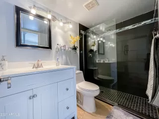 Photo #5: 6262039 Listing