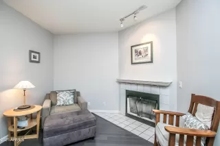 Photo #4: 6262057 Listing