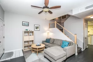 Photo #5: 6262057 Listing