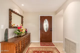 Photo #5: 6262128 Listing